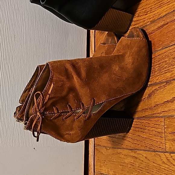 Three pairs of Fall ankle booties- size 9 - Picture 3 of 11